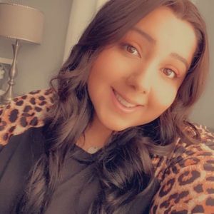 Meet your Posher, Briana